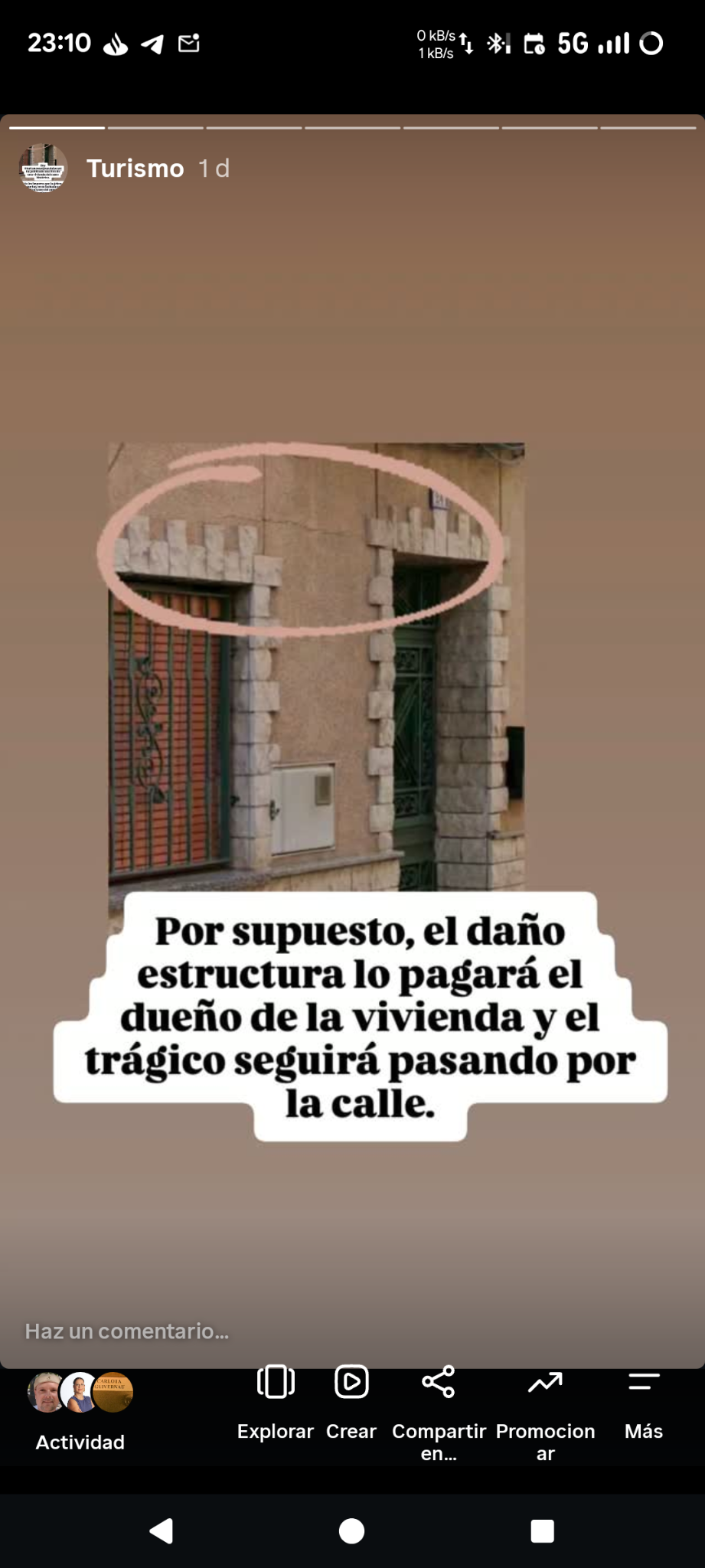 Publicación institucional en la que se aprecia una fisura en una vivienda del casco histórico.